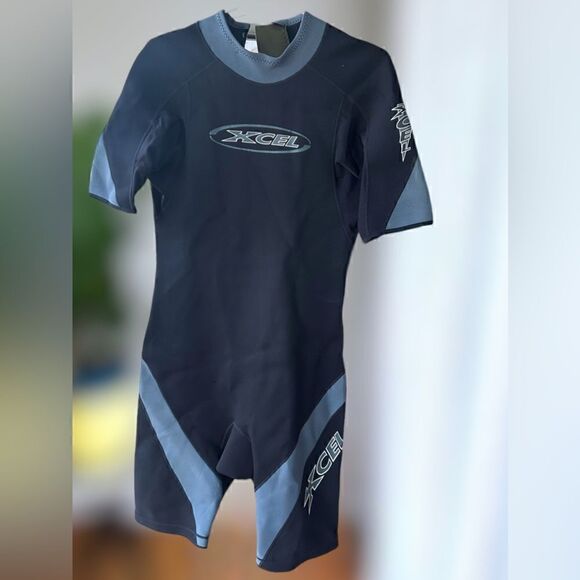 XCEL Shorty Wetsuit Springsuit Surfing Made in USA Size XL - Picture 3 of 15